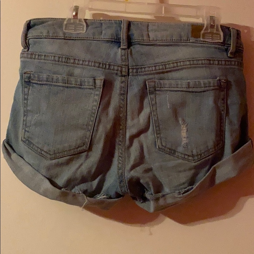 Garage shorts size 1 - Picture 2 of 2